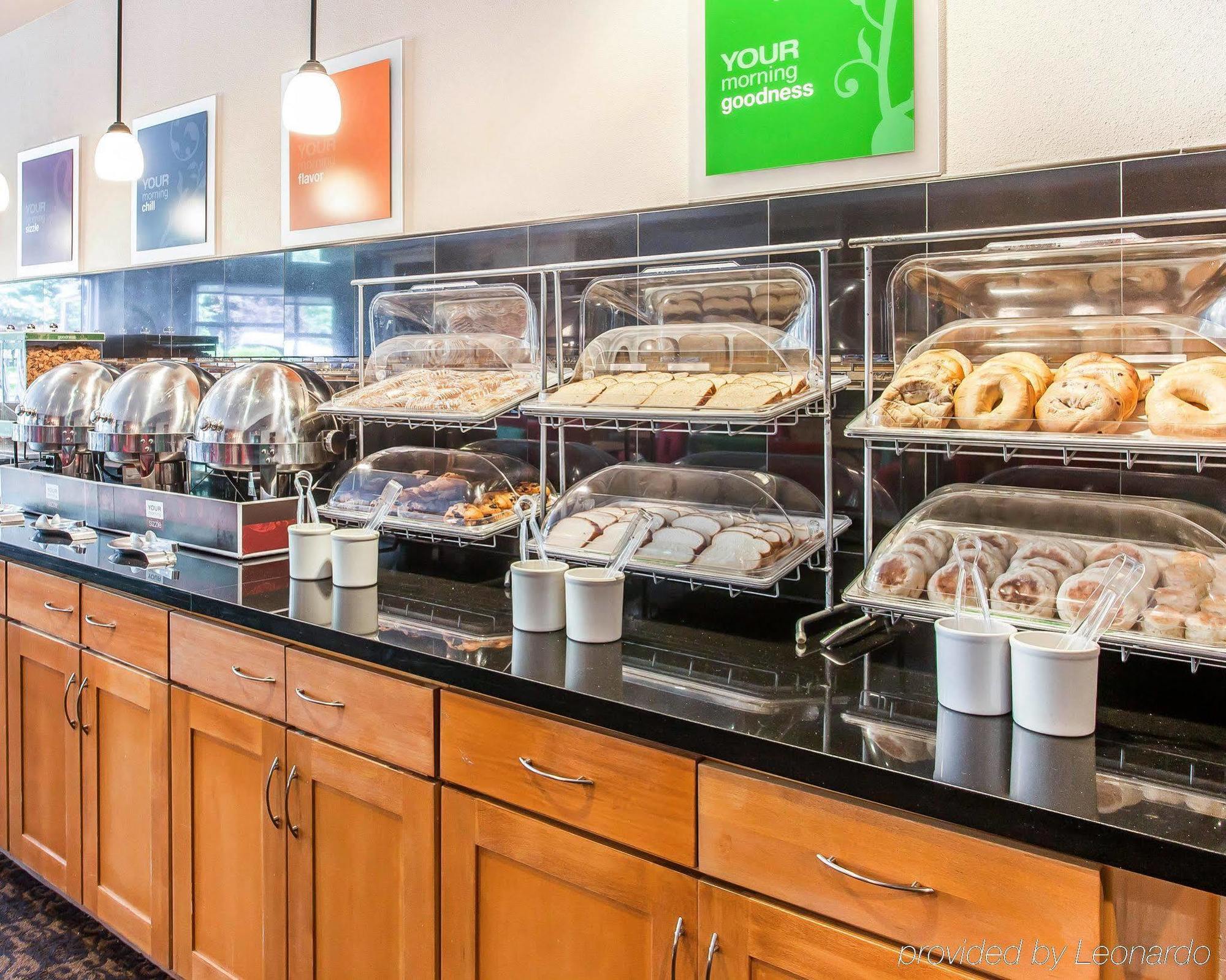 Comfort Suites Airport Tukwila Seattle Bagian luar foto