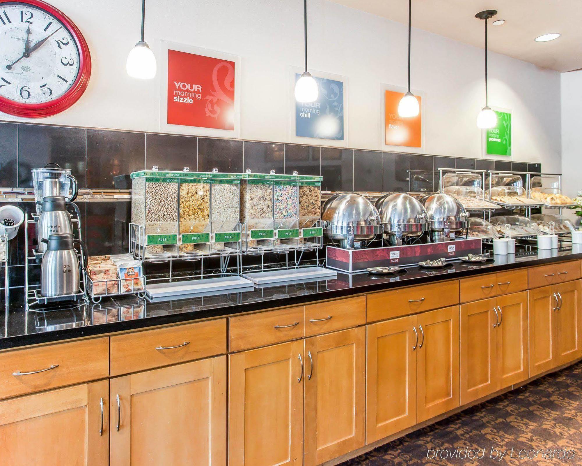 Comfort Suites Airport Tukwila Seattle Bagian luar foto